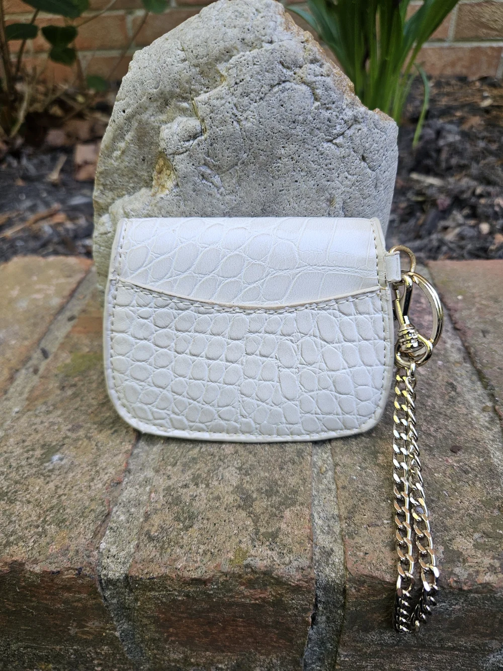 Kathy Van Zeeland Ivory Faux Leather Croc Pattern Coin Purse Keychain